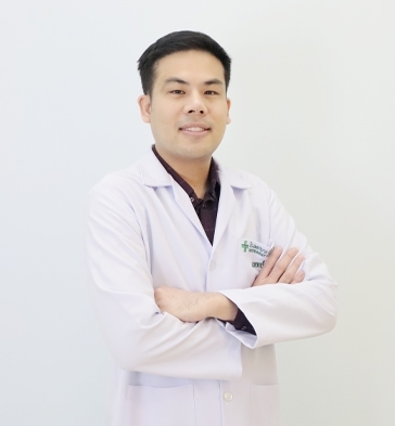 Thanakom Sukcharoen, M.D.